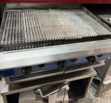 REFURBISHED Blue Seal Evolution G596 900mm Gas Char Grill + Stand Water Trays