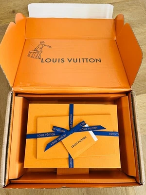 Louis Vuitton 2025 NEW DISCONTINUED LV MAP Medium Ring Agenda Cover GI1466 - Bild 1 von 4