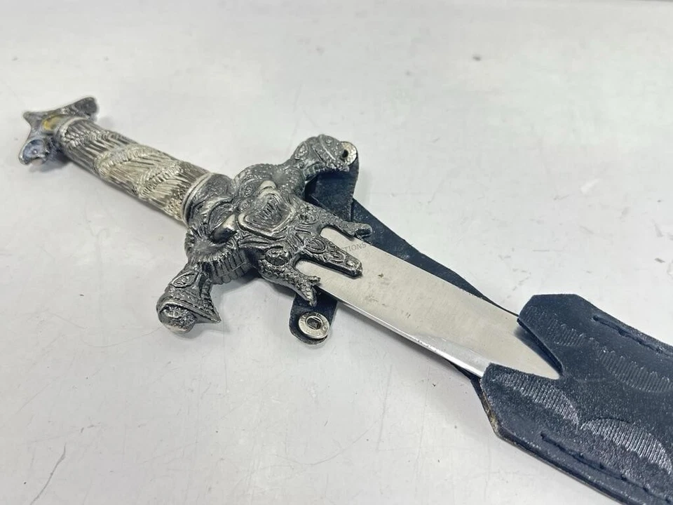 Vintage Decorative Dragon Hilt Dagger Short Sword Pakistan Stainless Red Jewel - Image 4 of 4