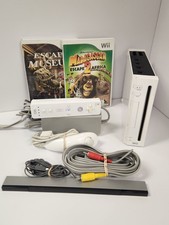 Nintendo Wii Console White Bundle RVL-001 With 2 Games- Tested  working