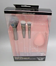 JAPONESQUE~4 Piece Ultimate Blending Make-Up Brush & Sponge Set