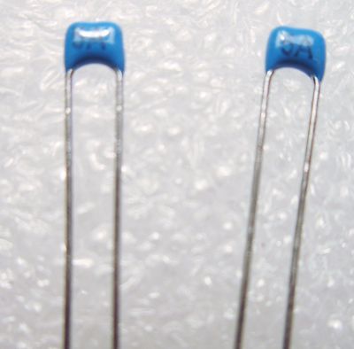  RPE110C0G0101J050V CERAMIC CAPACITOR 50V 0.0001uF 5% THROUGH HOLE COG 10PC LOT
