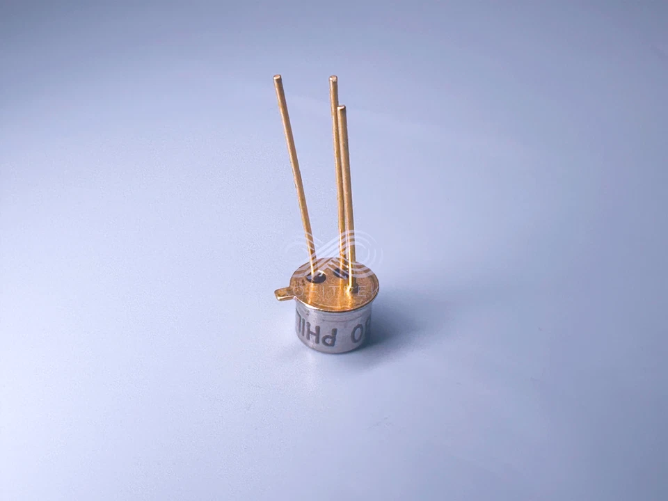 AD590LH Analog Devices Analog Output ±1°C Temperature Sensor IC TO-52 - Image 3 of 3