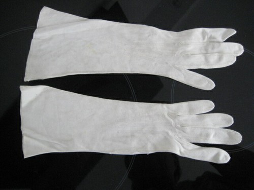 PAIR OF VINTAGE FRENCH LADIES SOFT KID LEATHER GLOVES CREAM BRANDED SIZE 6 1/2 - 第 1/9 張圖片