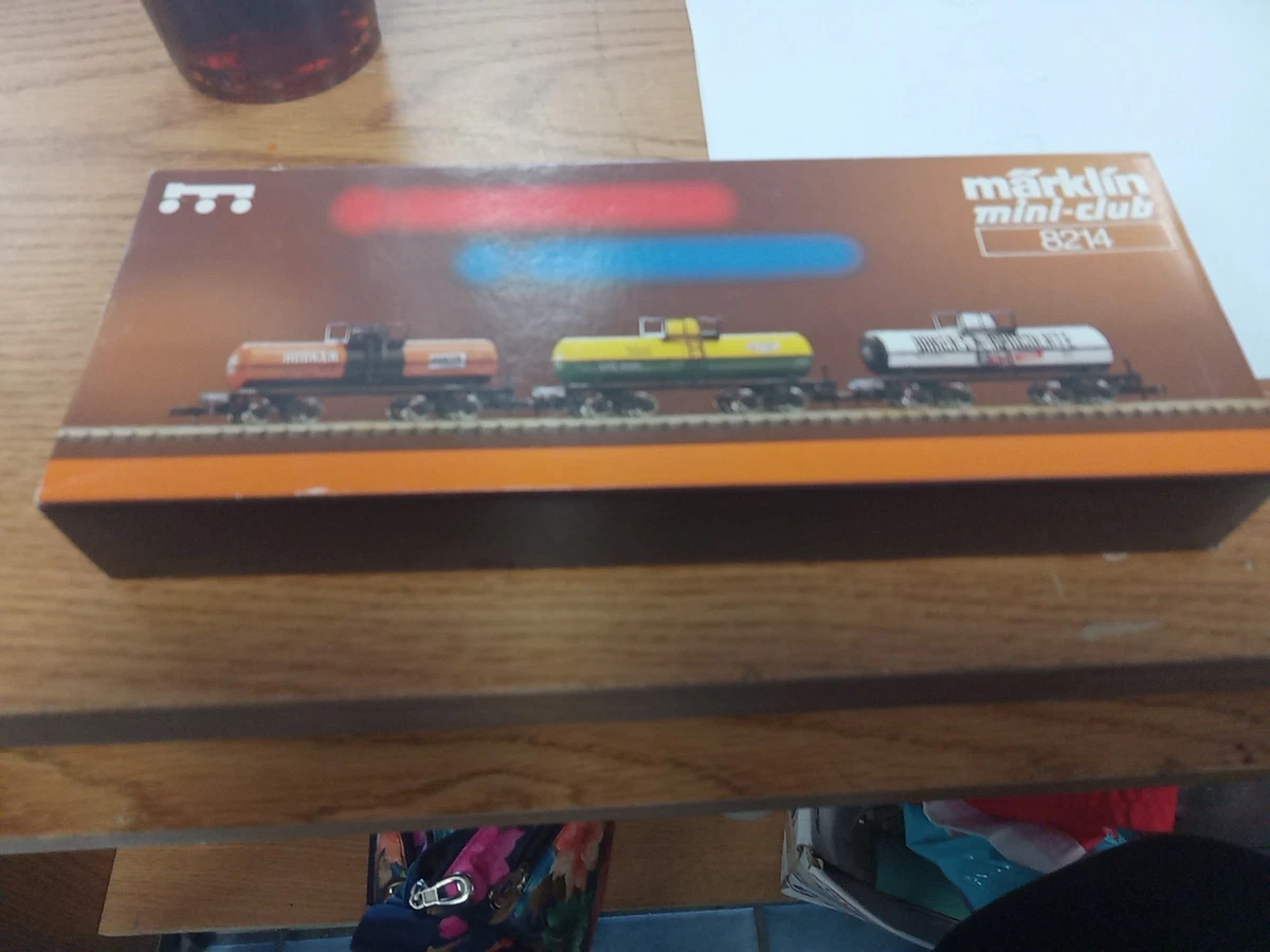 Märklin mini club, Spur Z, Zugpackung Art. 8113 Groß hilft Klein, blaue Lok
