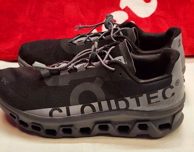 On Running Cloud Mens 11.5 Black CloudTec Speedboard Lock Lace Shoes