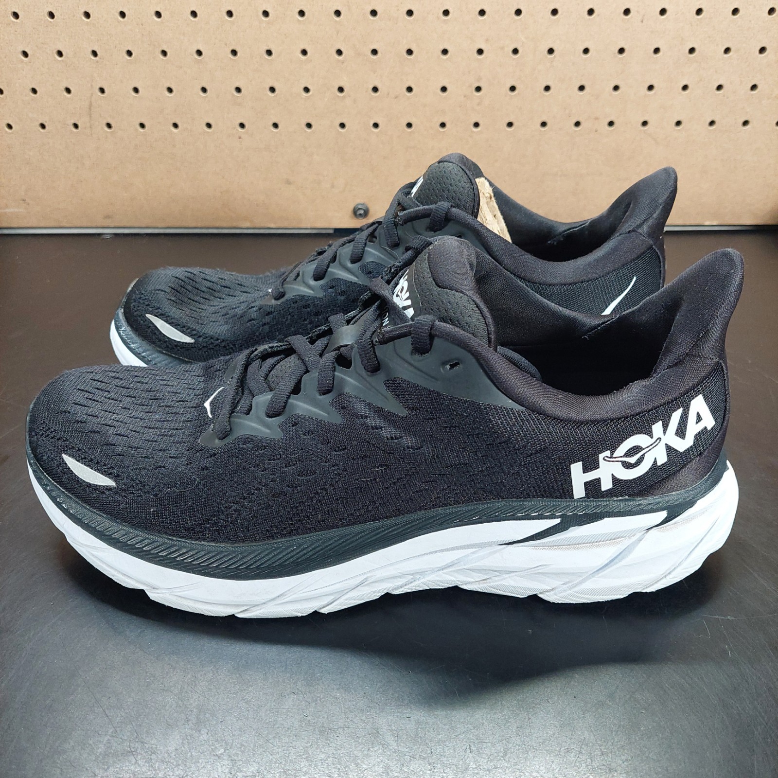 Hoka Clifton 8 Women's Running Shoe Size 9B Black And White thumbnail 3