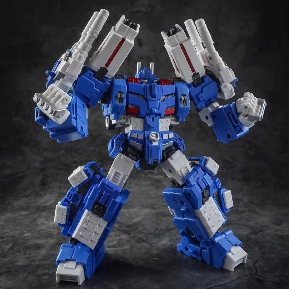 IronFactory IF EX-44 IDW Ultra Magnus Mini Transformable Action Figure Reprint - Image 2 of 4