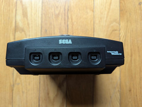 Sega Dreamcast R7 Regulation 7 Console NTSC-J 3 Game VMU New Clock Battery Set.