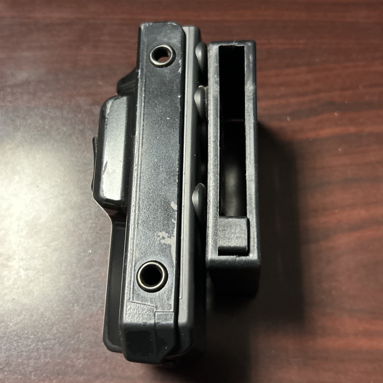 Eleven 10 Gear Tourniquet Holder Gloss Black