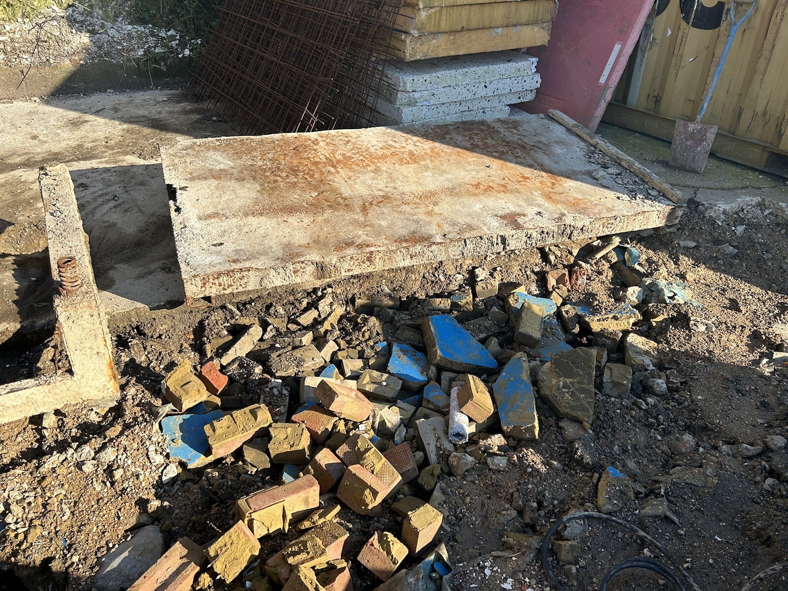 Concrete post moulds gravel boards paving slab moulds a complete