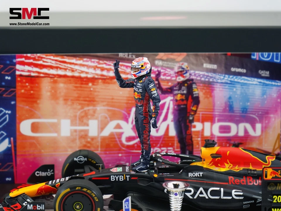Red Bull F1 RB19 Max Verstappen Qatar GP 2023 World Champion 1:18 Spark Figure - Image 3 of 4