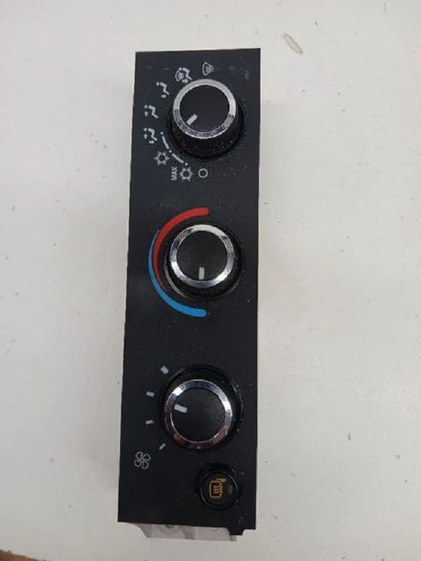 2008-2014 GMC Savana 2500 3500 Manual Climate AC Heater Temperature Control OEM - Image 2 of 4