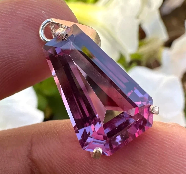 Colgante de piedras preciosas de alejandrita natural certificado de 25 quilates cambio de color en plata 925 Foto 4 de 4