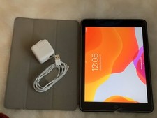 Apple iPad 5th generation 32gb Wifi. Excellent Condition