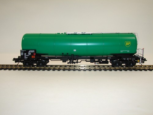 Lenz 42323-10 - Kesselwagen Zans, BP, Epoche 6, Minzgrün Neuware | Zustand: Neu