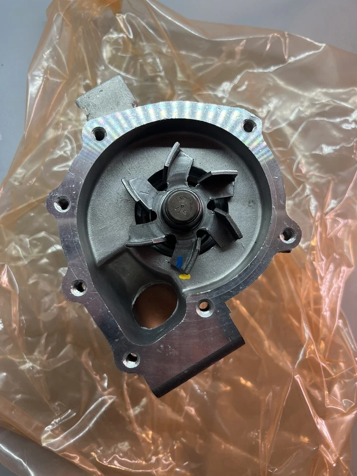 Engine Water Pump ACDelco 252-248 12493997 - Image 2 of 4