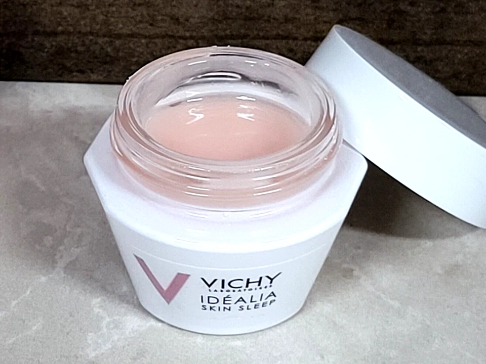 Vichy Idealia ~ Skin Sleep Recovery Night Gel-Balm ~ 0.51 oz 15 ml NIB - Image 2 of 3