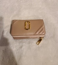 MARC JACOBS GLAM SHOT COMPACT LEATHER  WALLET  