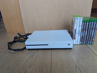 Xbox Series S Konsole 1TB Weiß + Kabel und 10 Spiele OHNE CONTROLLER