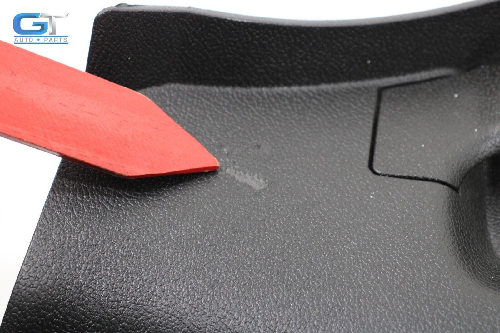 2017-20 MASERATI LEVANTE REAR LEFT C PILLAR LOWER QUARTER TRIM COVER PANEL OEM