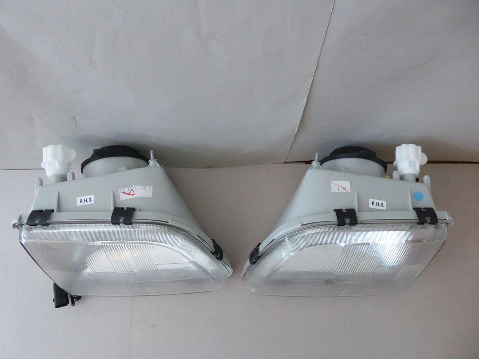 ORIGINAL Rover 100 Metro Scheinwerfer RHD NEU XBC10171, XBC10170 - Bild 2 von 4