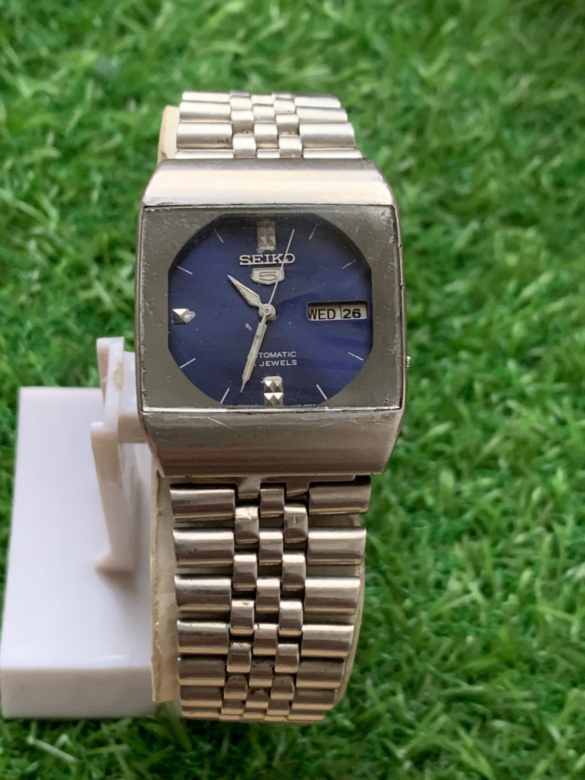 Automatic Wristwatch Japan StainlessSteel Blue in dial made Vintage men Seiko5 - VintageWatches.PK Automatic Wristwatch Japan StainlessSteel Blue in dial made Vintage men Seiko5 - vintagewatches.pk