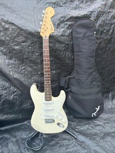 Fender Squier Stratocaster White | eBay