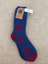 NWT MukLuks Slipped Cabin socks Multi-colored Size 6-11 flower