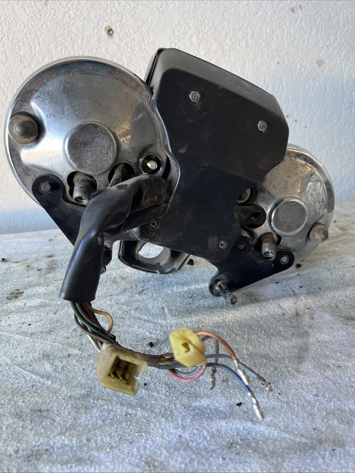 Velocímetro velocímetro Honda Goldwing 1100 Cluster Foto 4 de 4