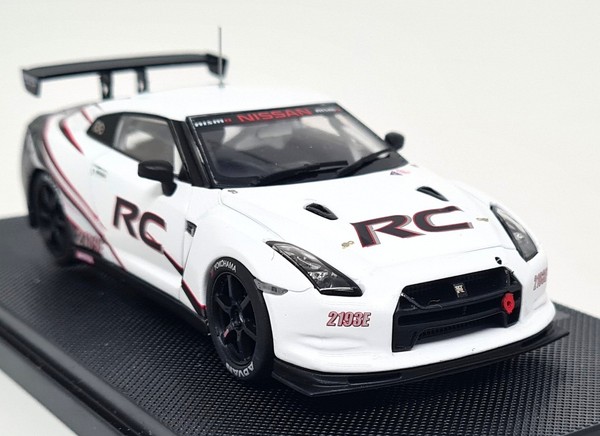 Ebbro 1/43 - Nissan GT-R R35 Nismo Rc White Diecast Scale Model Car-image