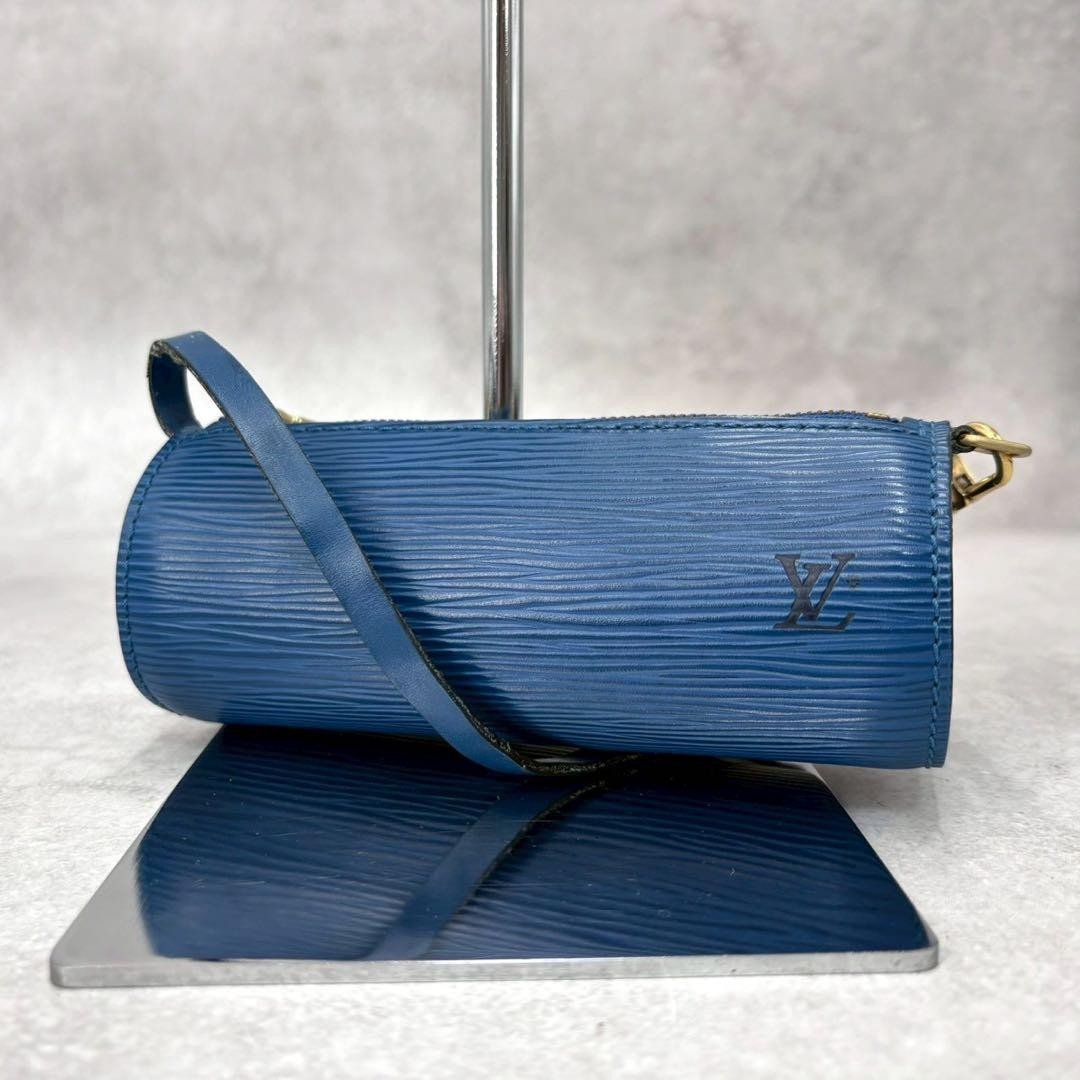 LOUIS VUITTON Epi Soufflot Pouch Blue Auth Used