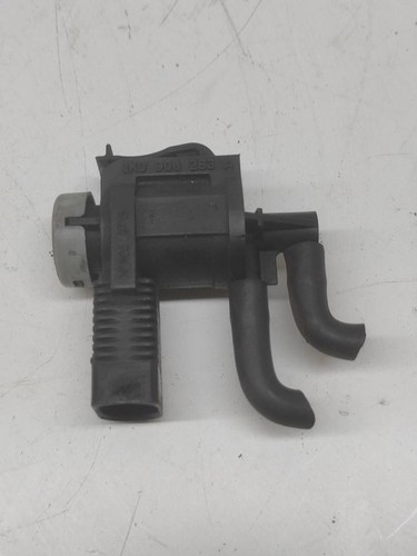 Seat Altea 2004 Diesel 77kW Turbolader Druckwandler Magnetventil 1K0906283A