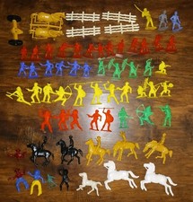 Vintage Assorted Cowboys Indians Figures Pvc Plastic Horses Made In USA