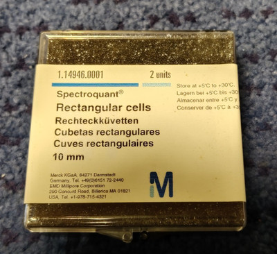 Merck Rechteckküvetten / Labor Küvetten 10 mm (1.14946.0001)