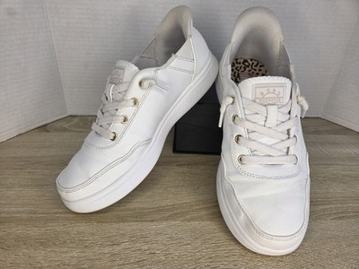 SKECHERS BOBS Slip-Ins Women's size 6 Hands Free White Faux Leather Sneakers