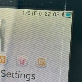 Nintendo 3DS region free Cosmo Black console / Charger / SD card