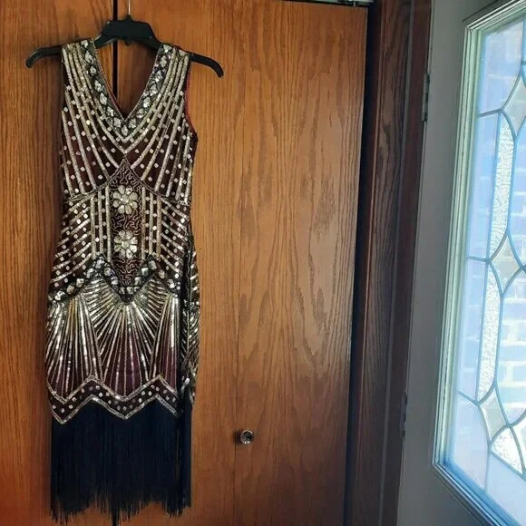 NEW ! 1920s Babeyond Gatsby Dress V Neck Dark Purple & Gold Sequin Size XS | eBay NEW ! 1920s Babeyond Gatsby Dress V Neck Dark Purple & Gold Sequin Size XS | eBay