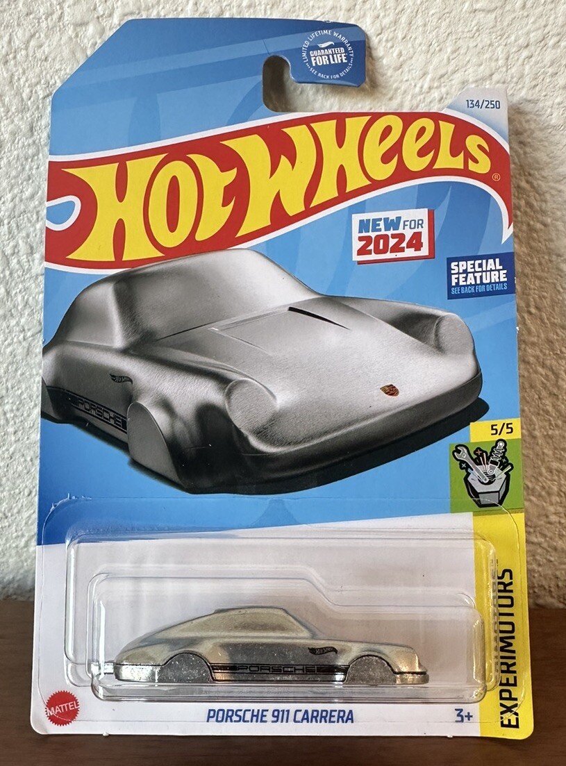 2024 Hot Wheels Silver Porsche 911 Carrera Keychain, 134/250