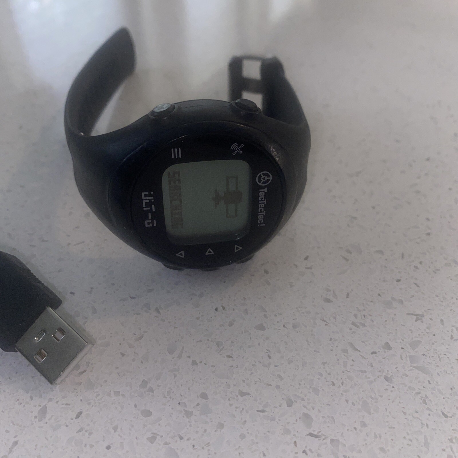 TecTecTec ULTG Stylish, Lightweight and MultiFunctional Golf GPS