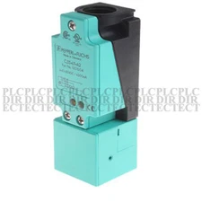 NEW Pepperl+Fuchs CJ15+U1+A2 Capacitive Sensor