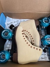 New Sure Grip Boardwalk Tan Suede roller skates size 5 fits womens 6-6.5