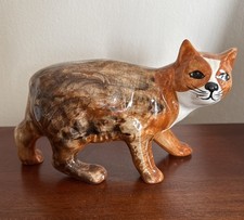 Manx Cat Figurine Rushton Studio Pottery Isle of Man 7”x4” Brown Good Condition.