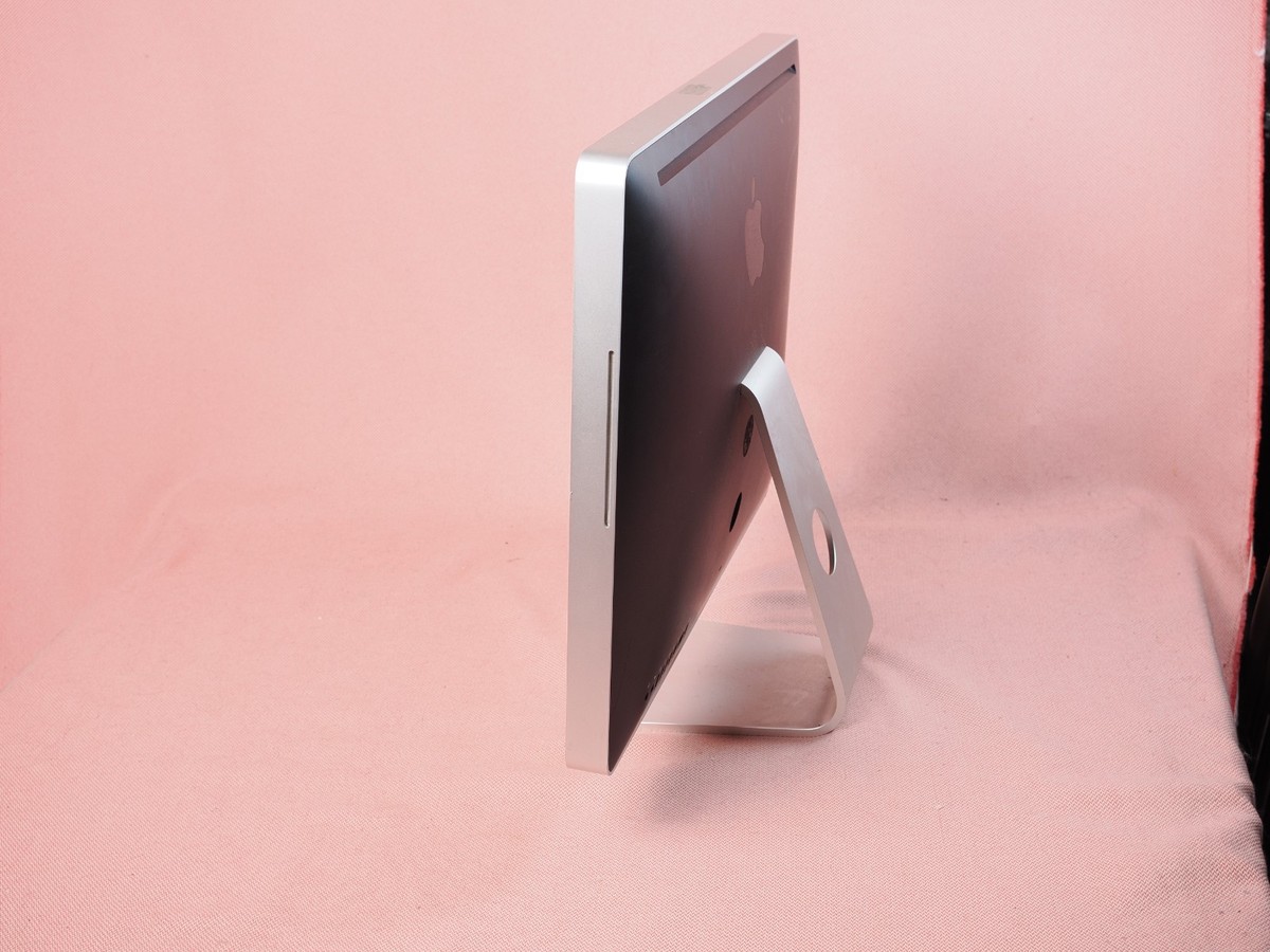 Apple iMac 24-inch Mid 2007 Intel Core 2 Duo 2.4 Ghz 4GB 320GB HD