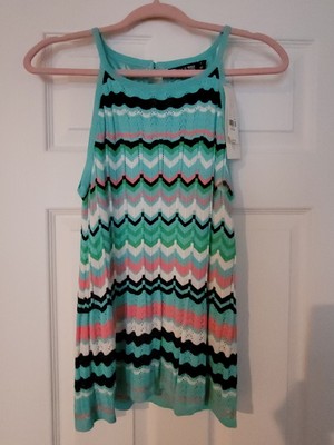 New York & Co. Sleeveless Satin Lined Crocheted Zig Zag Pattern Blouse Medium