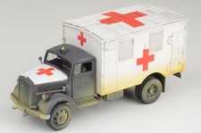 801101A Forces of Valor Kfz.305 Blitz Ambulance 1/32 Model German Army w/1