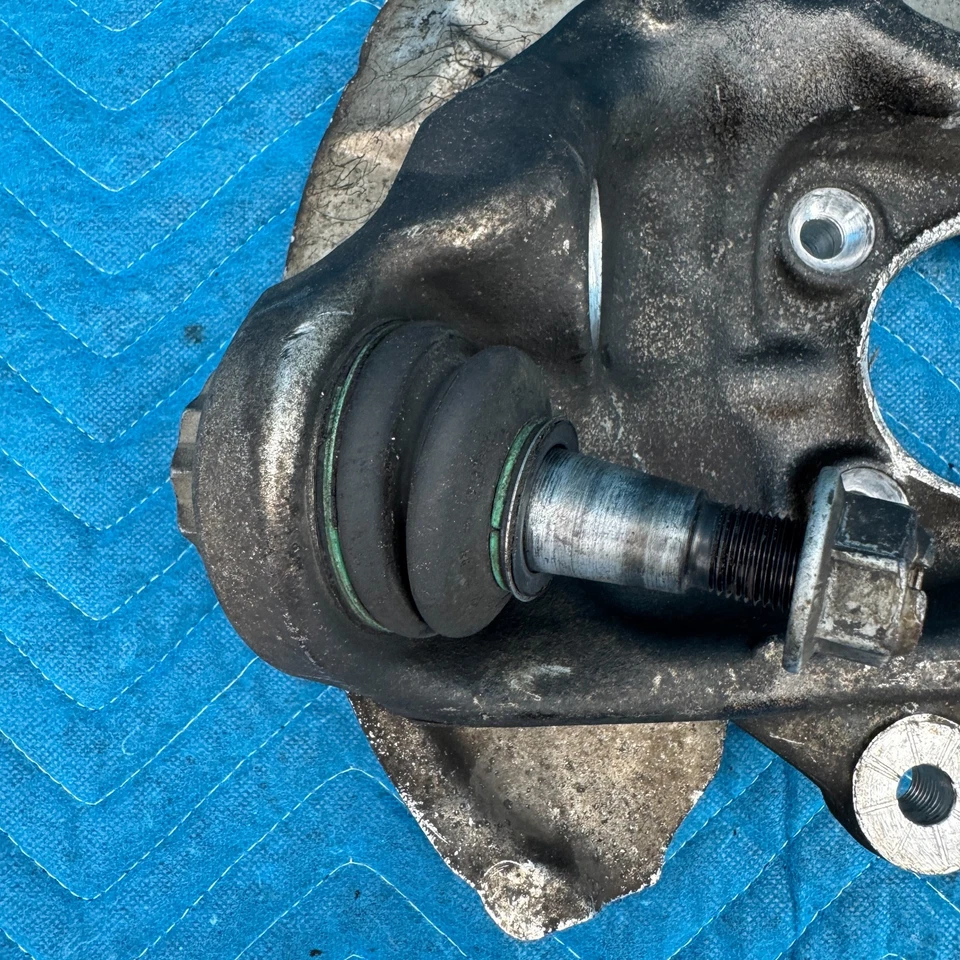 BMW 650i xDrive 2012-2017 nudillo de dirección del pasajero delantero derecho OEM 6775266 Foto 4 de 4