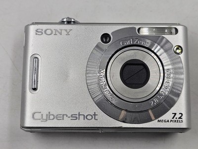 Sony Cyber-shot DSC-W35 7.2 MP Digital Camera Silver - Working