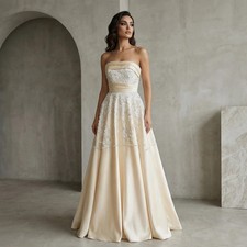 Strapless A Line Evening Dress Sequined 3D Flowers Tiered Formal Party Gowns