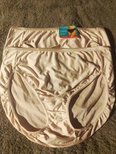 Size 8 Vanity Fair Hi-Cut lot of 2 Nylon Panties "Illumination"